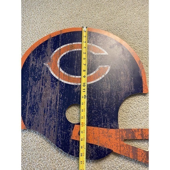 Chicago Bears Retro Throwback‎ Wood Sign Distressed Helmet - Picture 2 of 6